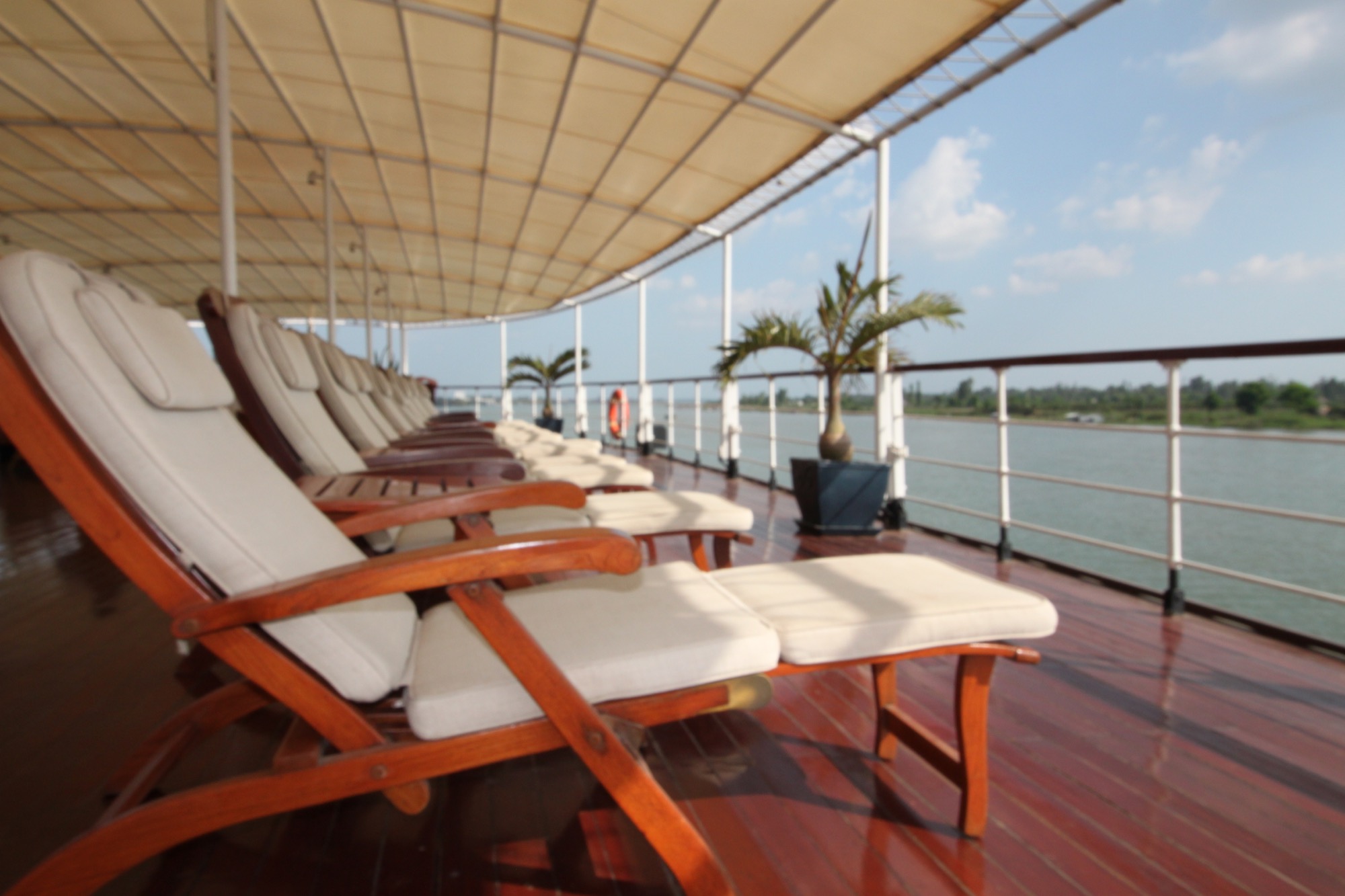 Pandaw RV Mekong Pandaw Sun Deck 4.jpg
